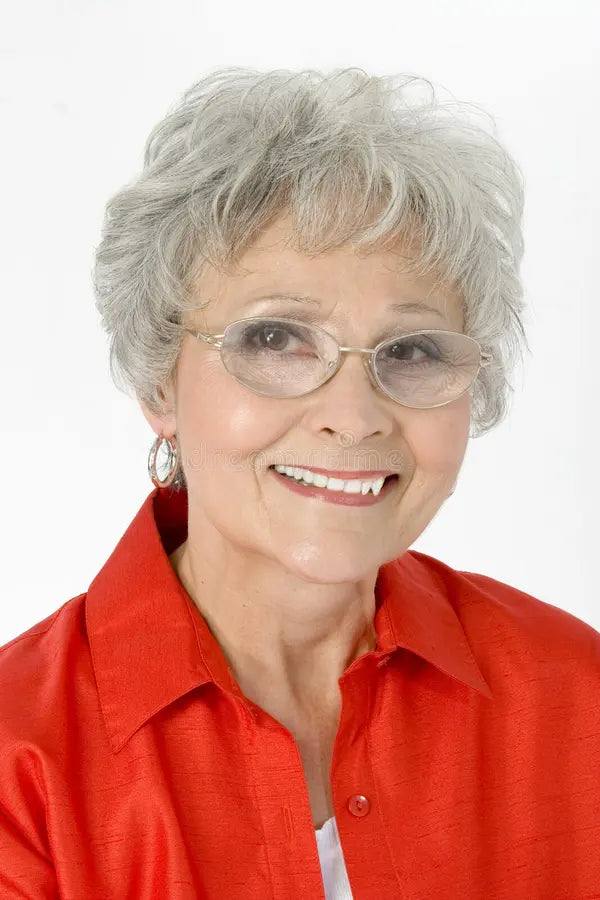 files/beautiful-50-year-old-woman-617685.webp